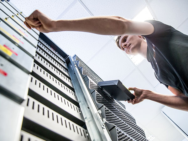 DC Power experts solving the most complex EF&I projects