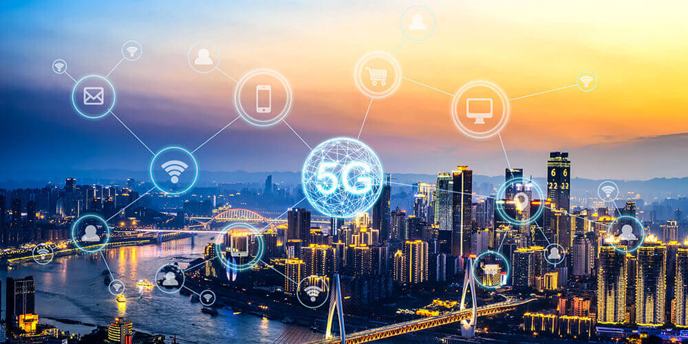 Sunset over city skyline with a blue overlay depicting 5G DAS