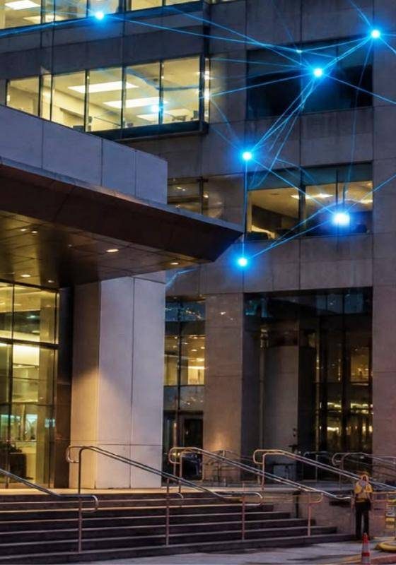 Commercial building connected by an in-building wireless network